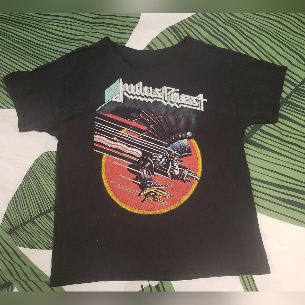 Vintage Judas Priest slash neck tshirt